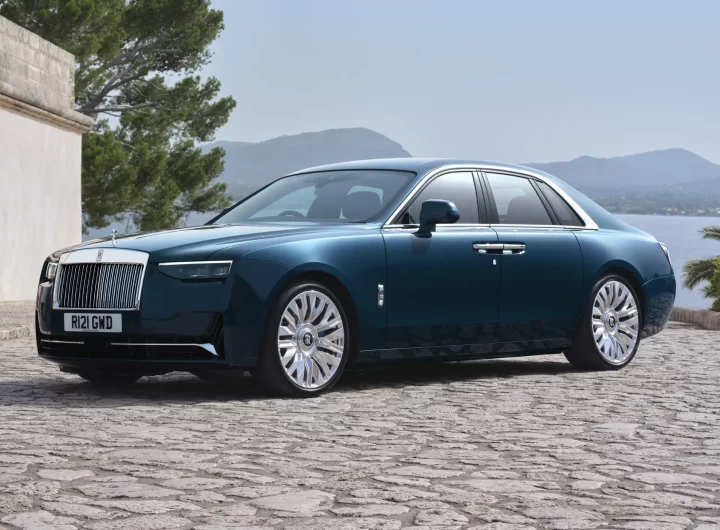 Rolls-Royce Ghost Series II adds tech, refinement