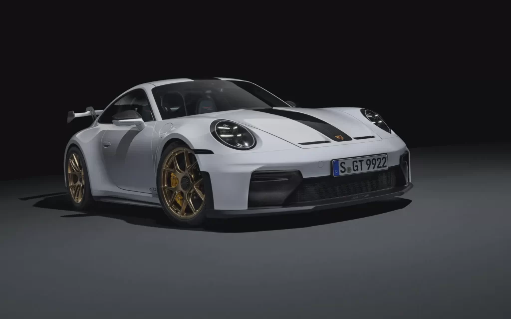 Watch the 2025 Porsche 911 GT3 rip around the 'Ring