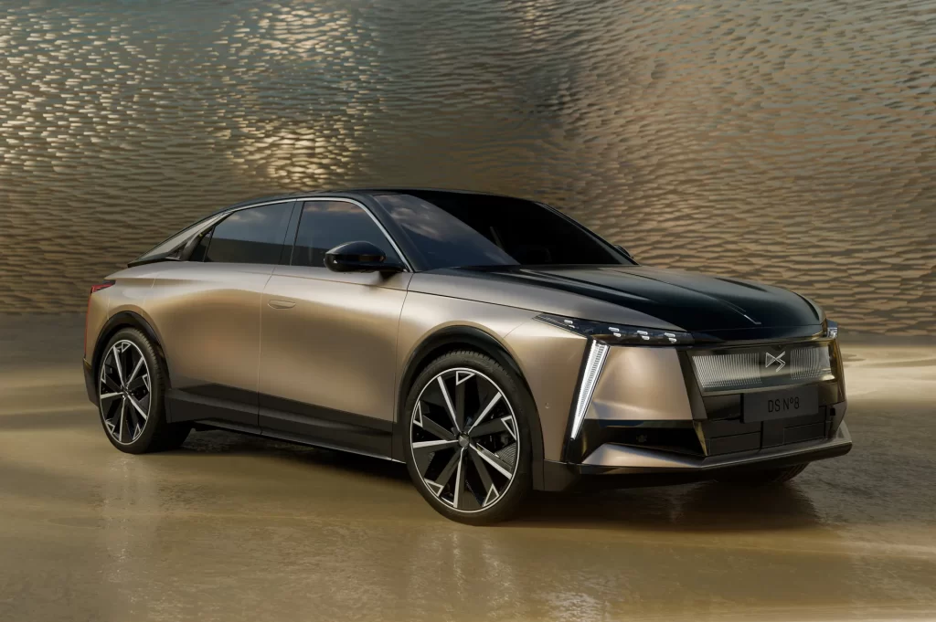 2025 DS N°8 revealed as French electric flagship