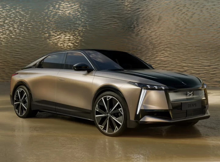 2025 DS N°8 revealed as French electric flagship