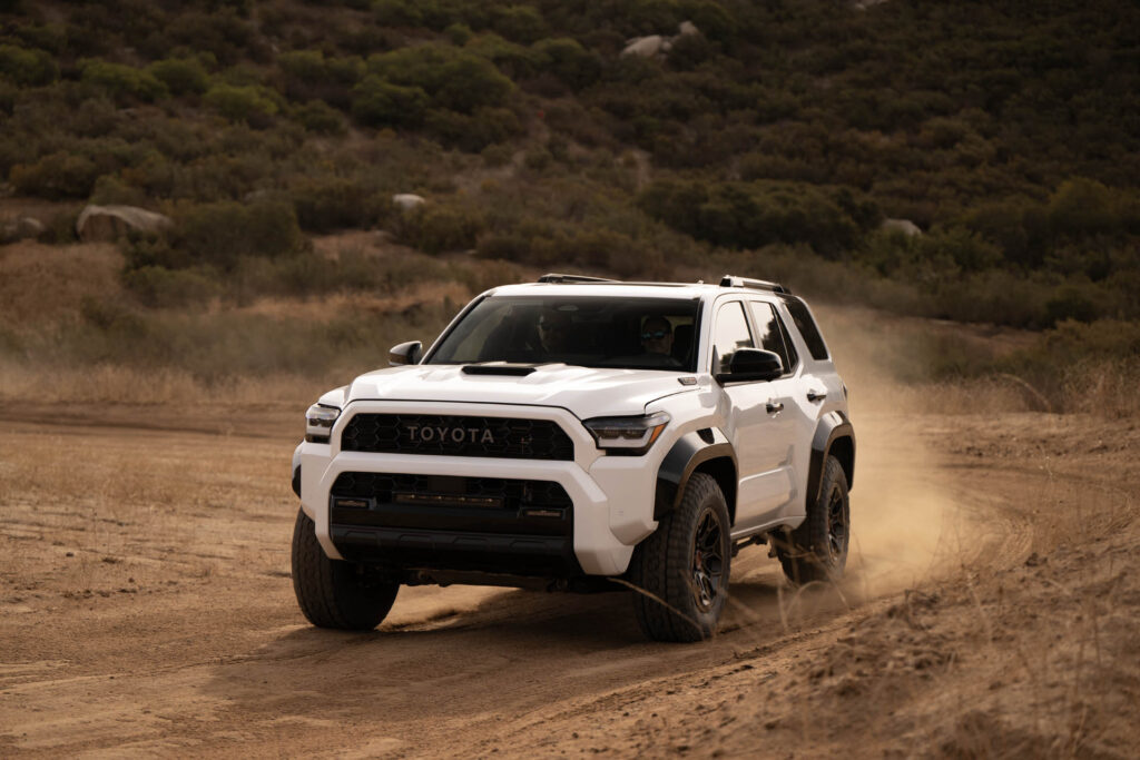 2025 Toyota 4Runner gets dragged into modern times